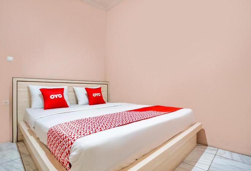 스탠다드 룸, Spot On 2974 Penginapan Roma 88