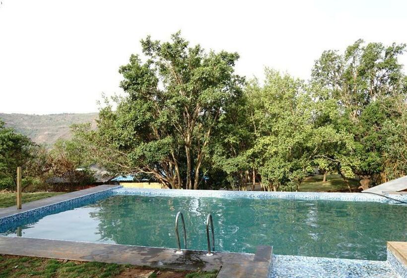 家庭间, Avanti Kalagram Hill Top Resort, Mulshi