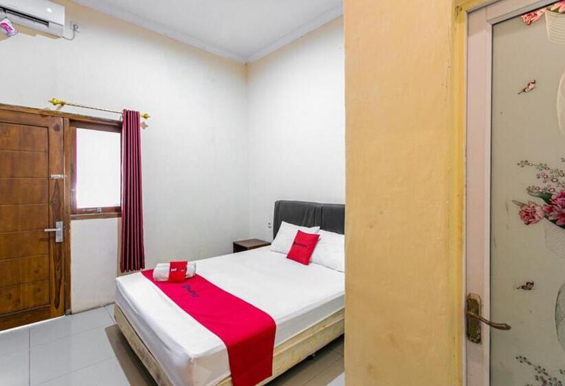 Номер Стандарт, Reddoorz Near Prambanan Temple