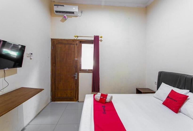 Номер Стандарт, Reddoorz Near Prambanan Temple