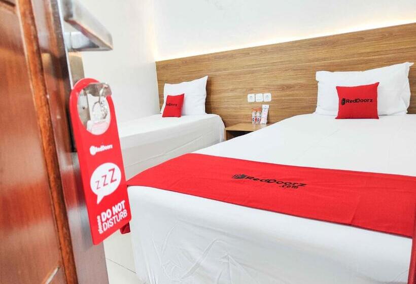 Номер Стандарт, Reddoorz Near Prambanan Temple