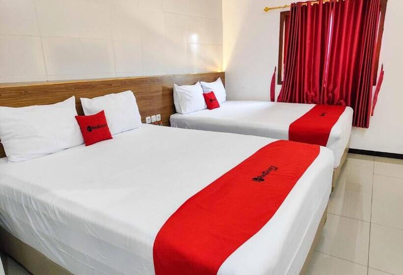 Семейный Номер, Reddoorz Near Prambanan Temple