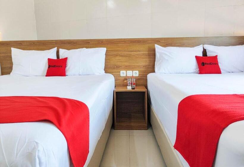 Семейный Номер, Reddoorz Near Prambanan Temple