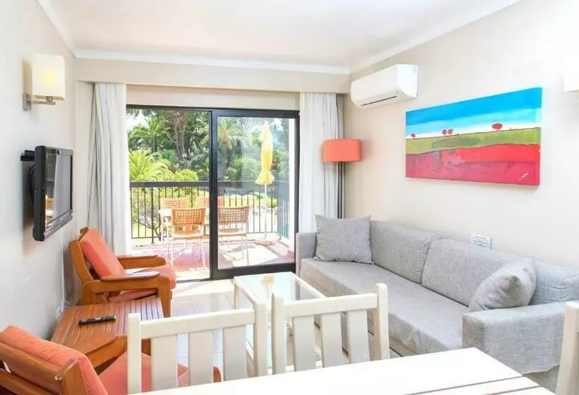 2 Bedroom Apartment Garden View, Alfagar Village