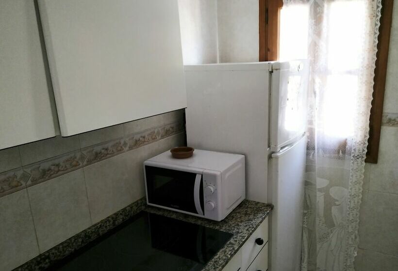 آپارتمان 1 خوابه, Apartamentos Habitat   Playa Romana 3000