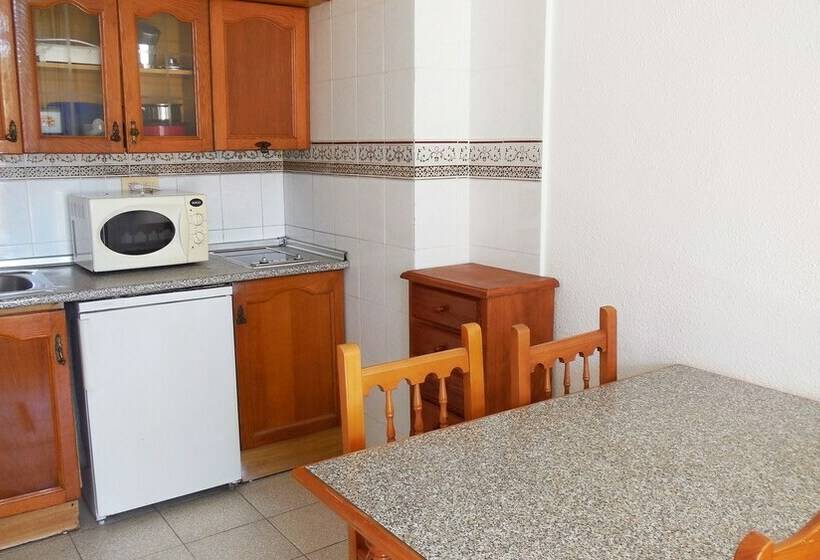 آپارتمان 1 خوابه, Apartamentos Habitat   Playa Romana 3000