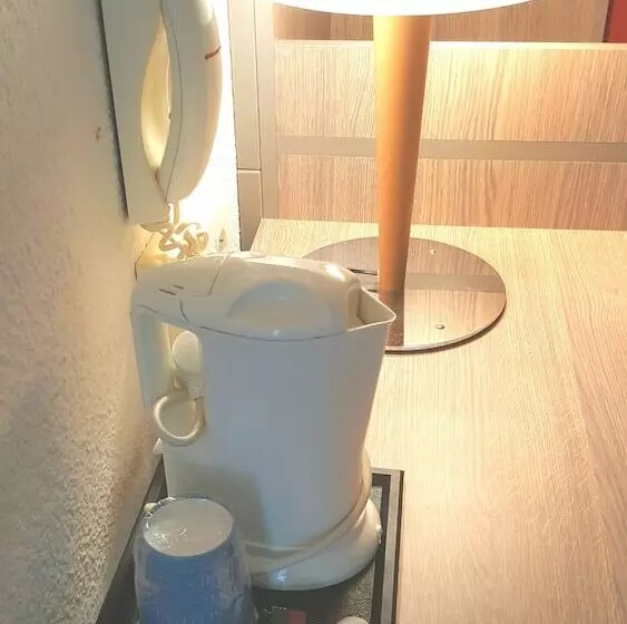 スタンダードルーム, Doubs Hotel   Besançon Ecole Valentin