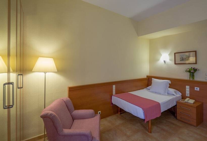 スタンダードシングルルーム, Balneario De Fitero Hotel Bécquer