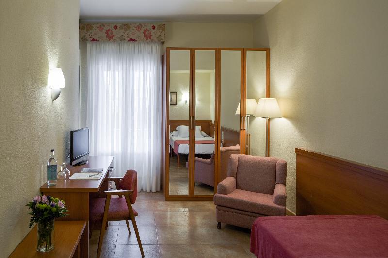 スタンダードシングルルーム, Balneario De Fitero Hotel Bécquer
