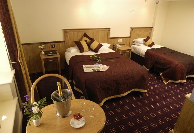 标准三人间, Bush