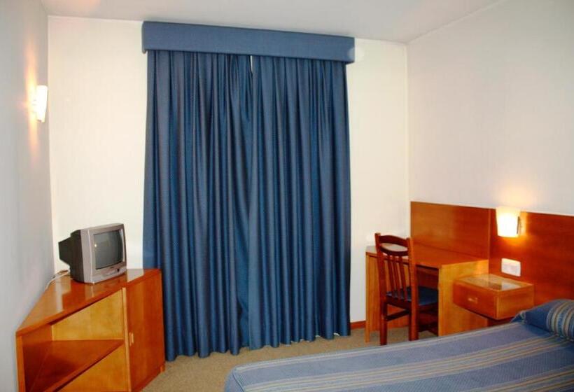 4인용 스탠다드 룸, Das Taipas