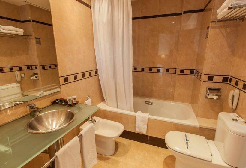 Номер Стандарт Трехместный, Evenia Rocafort