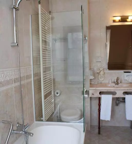 Comfort Triple Room, Fletcher Hotel Restaurant De Dikke Van Dale