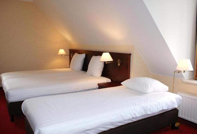 コンフォートトリプルルーム, Fletcher Hotel Restaurant De Dikke Van Dale