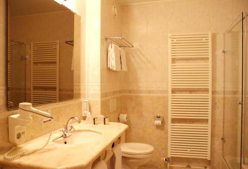 Номер Стандарт Адаптированный для Инвалидов, Fletcher Hotel Restaurant De Dikke Van Dale