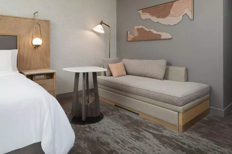 デラックスルーム, Holiday Inn Toulouse Airport, An Ihg