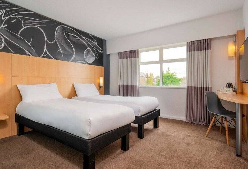 Номер Стандарт, Ibis York Centre