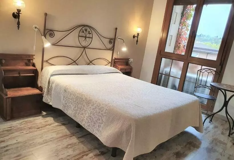 اتاق استاندارد, Acebos Arriondas