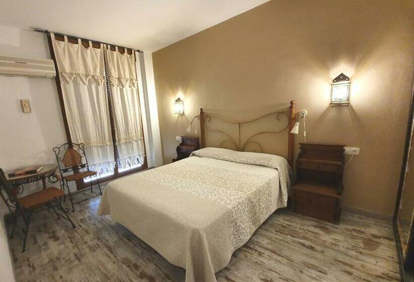 اتاق استاندارد, Acebos Arriondas