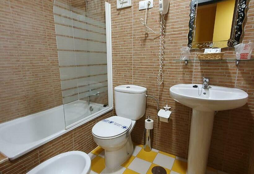 Habitación Estándar, Acebos Arriondas