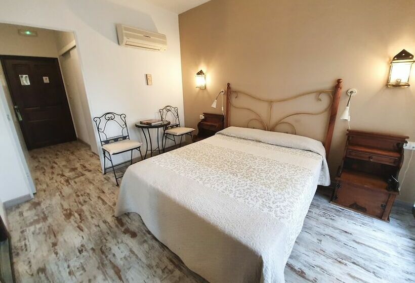 اتاق استاندارد, Acebos Arriondas