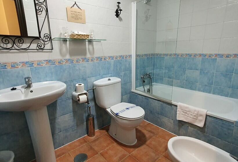 اتاق استاندارد, Acebos Arriondas