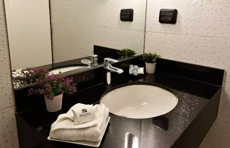 اتاق استاندارد سه نفره, Mariel Hotel Boutique
