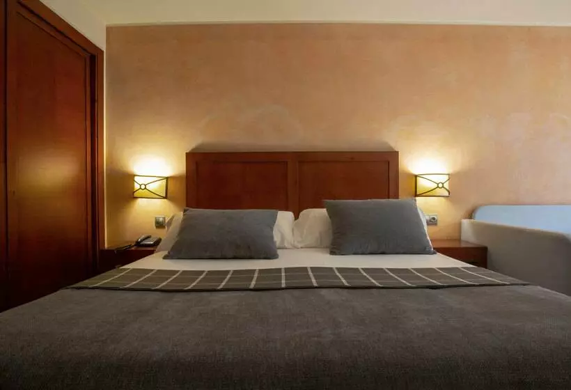 اتاق استاندارد چهار تخته, Màgic Andorra by Nexta