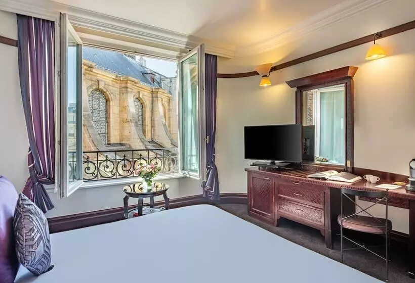 デラックストリプルルーム, Pont Royal Paris