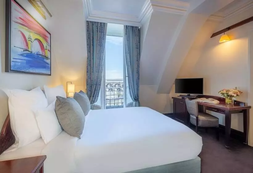 シティビューのデラックスルーム, Pont Royal Paris