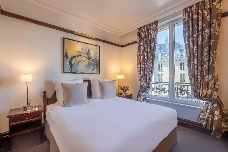 スーペリアールーム, Pont Royal Paris