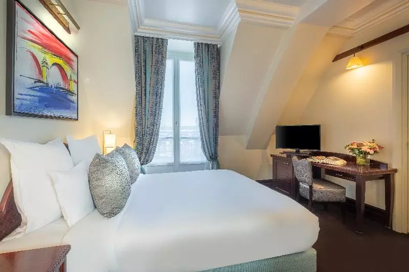 デラックスルーム, Pont Royal Paris