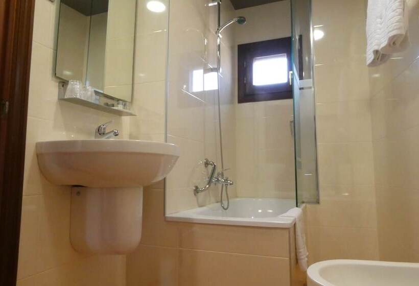 חדר סטנדרט, Hospederia De Loarre