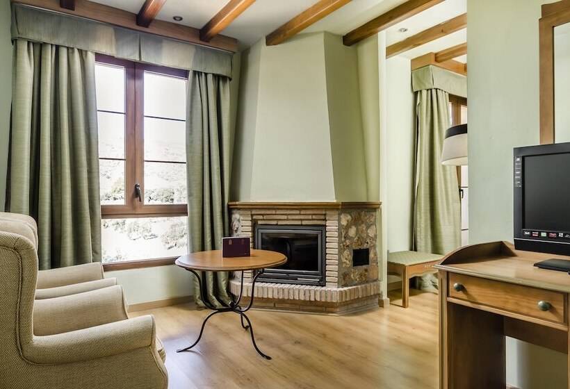 주니어 스위트, Rural Los Nogales