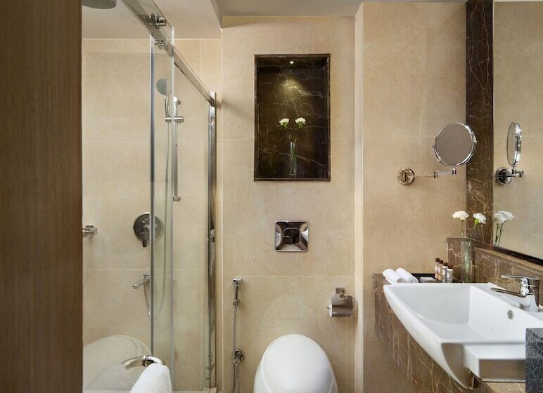 Quarto Premium, The Crown, Bhubaneswar   Ihcl Seleqtions