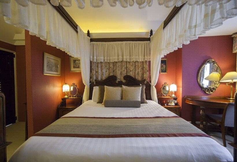 סוויטה, The Holt