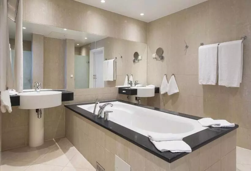 スイート, Thon Hotel Opera