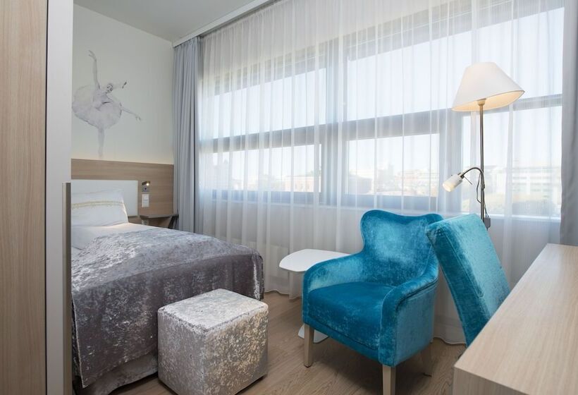 اتاق استاندارد یک نفره, Thon Hotel Opera