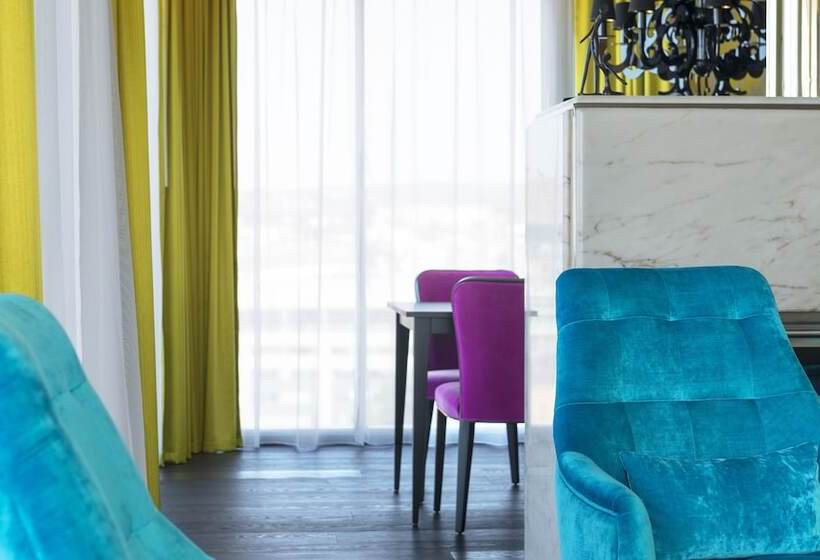 スイート, Thon Hotel Opera