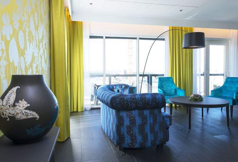 سوییت, Thon Hotel Opera