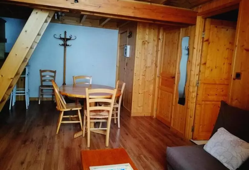 سوییت خانوادگی, Auberge Des Skieurs