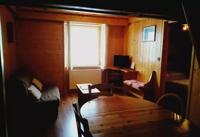سوییت خانوادگی, Auberge Des Skieurs