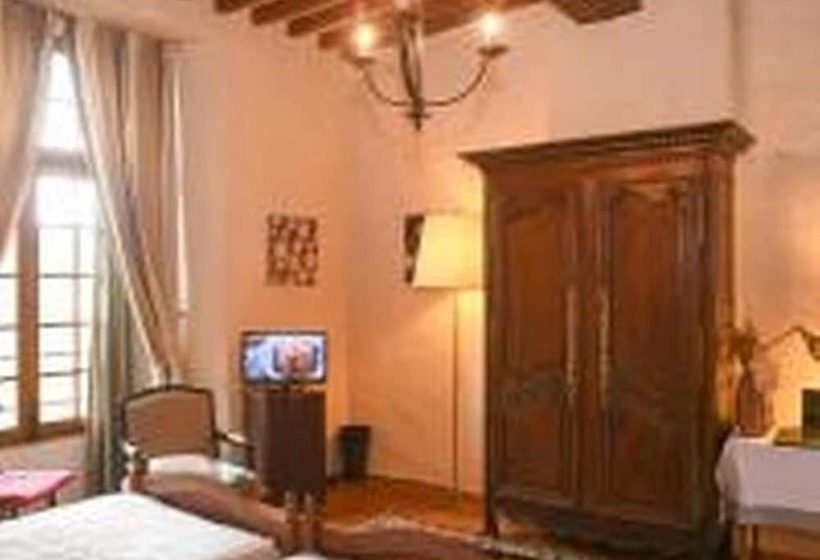 标准间, Château D Agneaux