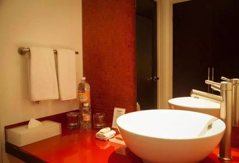 キングサイズベッドのエクゼクティブルーム, Fiesta Inn Periferico Sur