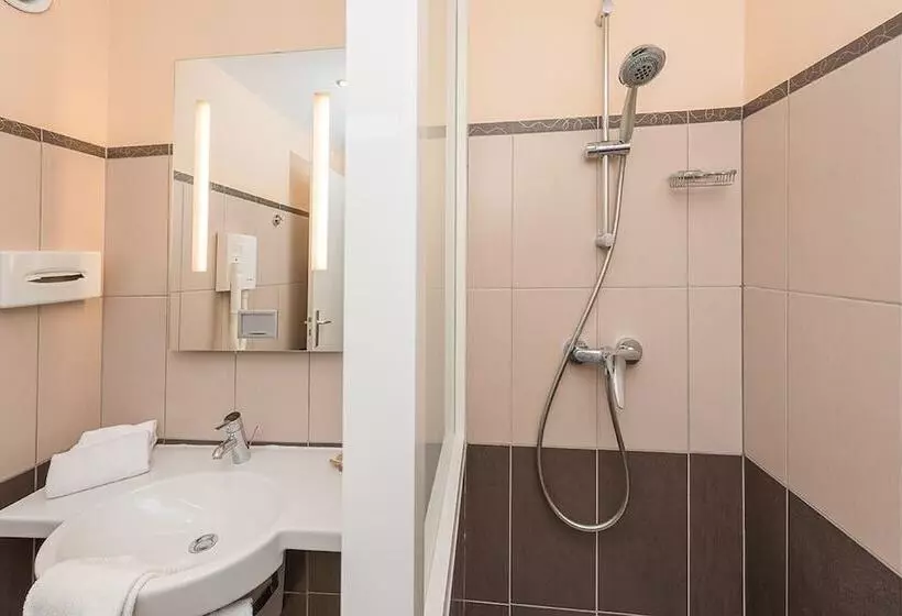 سوییت, Hostellerie Saint Vincent Beauvais Aeroport
