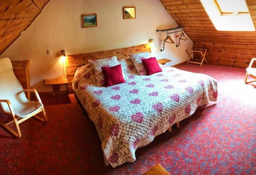 جناح عائلي, Hôtel & Spa La Ferme De L'izoard