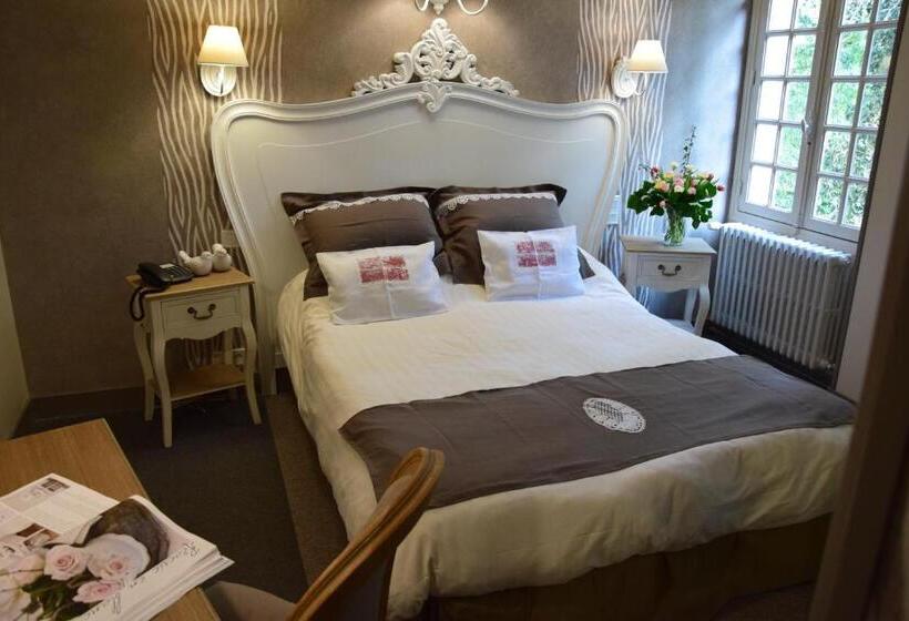 Номер Стандарт, Le Petit Relais