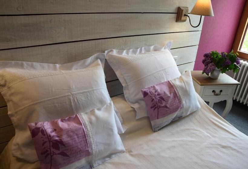 غرفة قياسية, Le Petit Relais