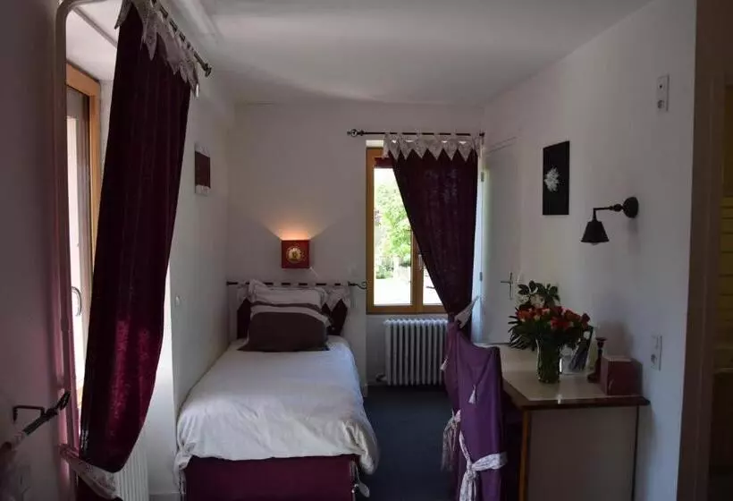 ファミリールーム, Le Petit Relais