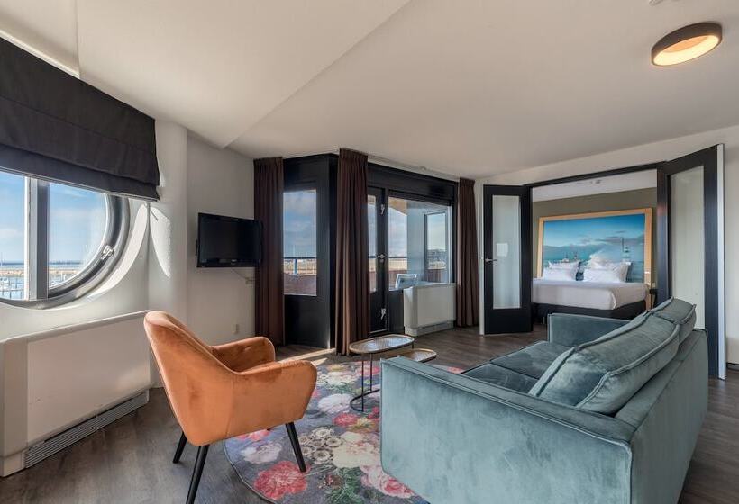 Люкс, Leonardo Hotel Ijmuiden Seaport Beach